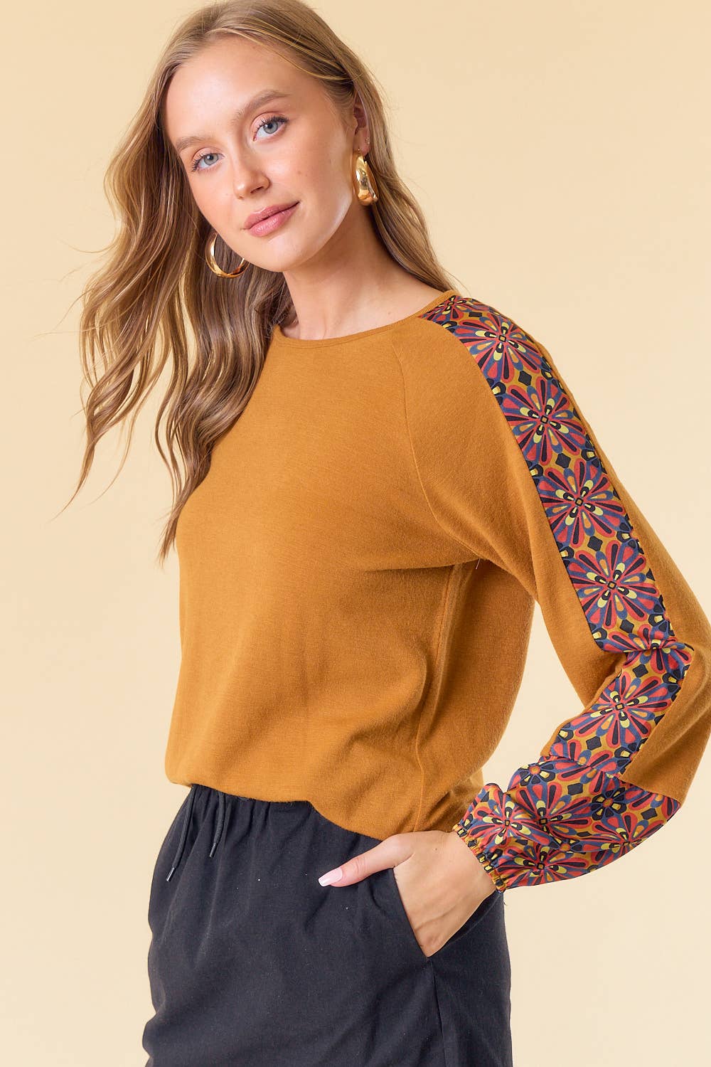 Printed Sleeve Knit Top