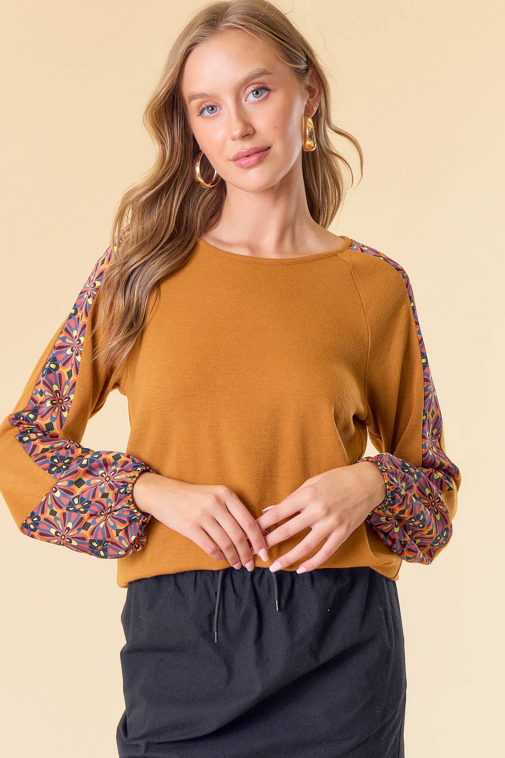 Printed Sleeve Knit Top