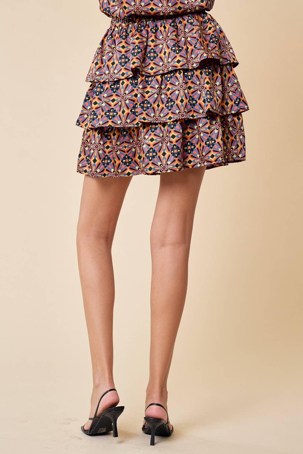 PATTERNED TIERED SKIRT