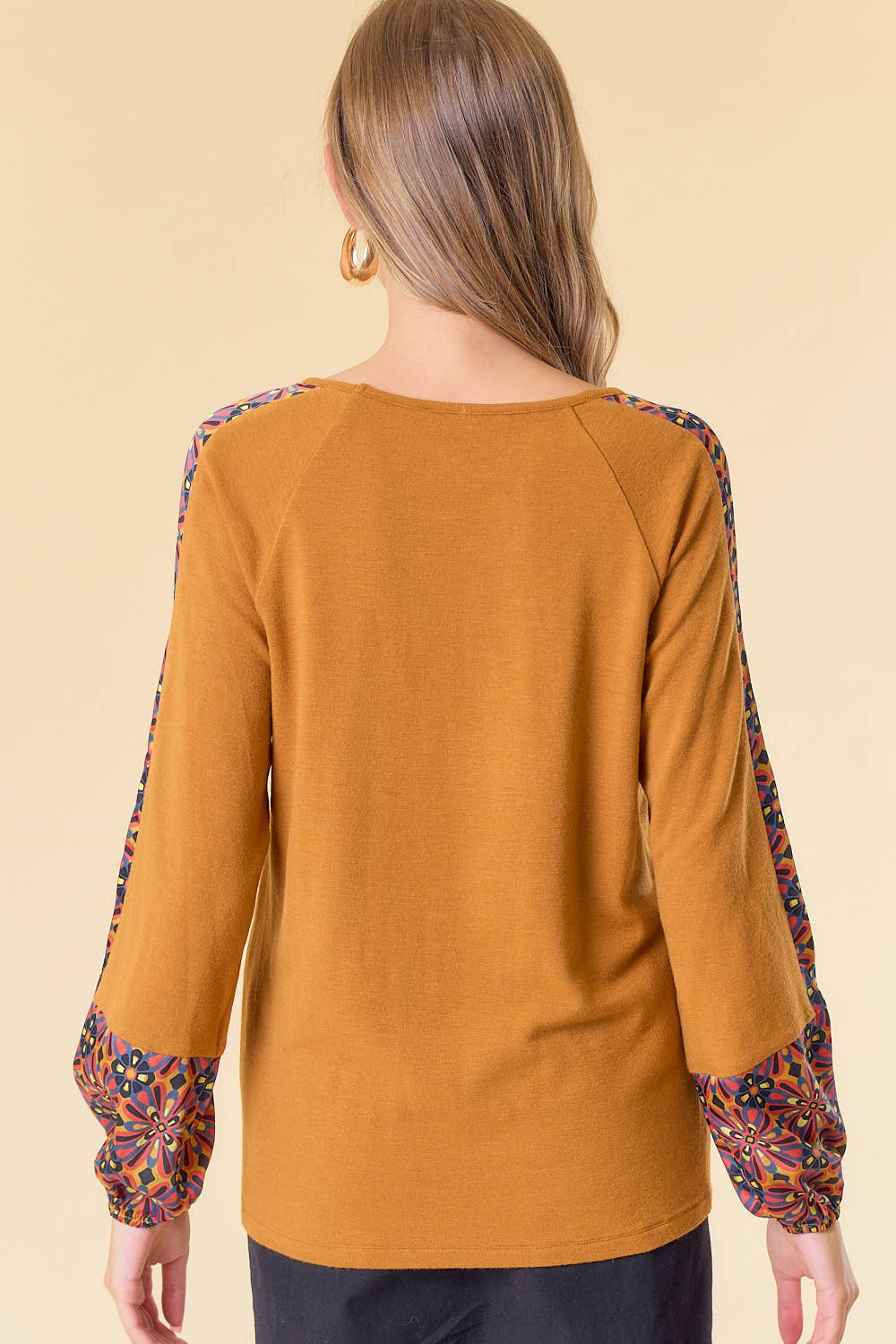 Printed Sleeve Knit Top