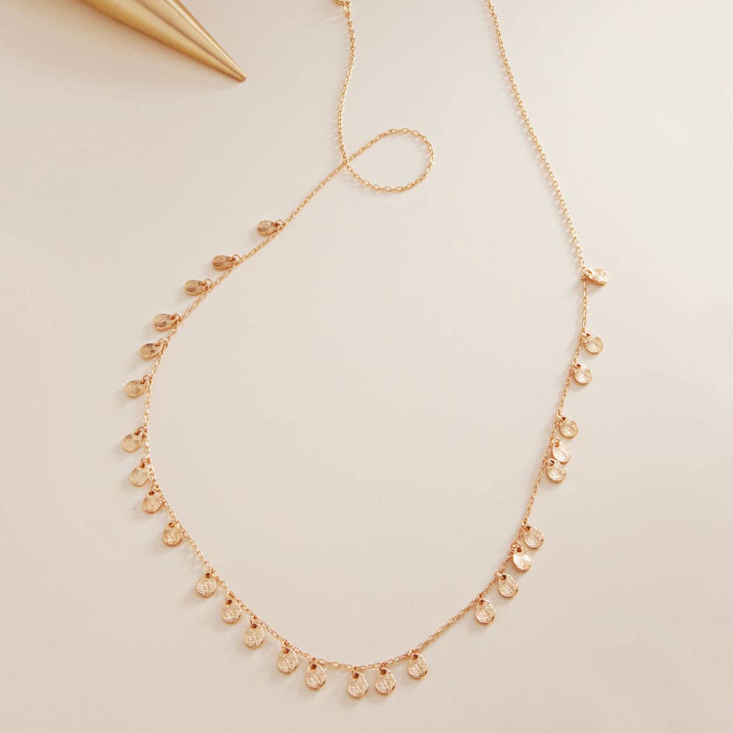 Textured Leaf Shaped Charm Long Necklace