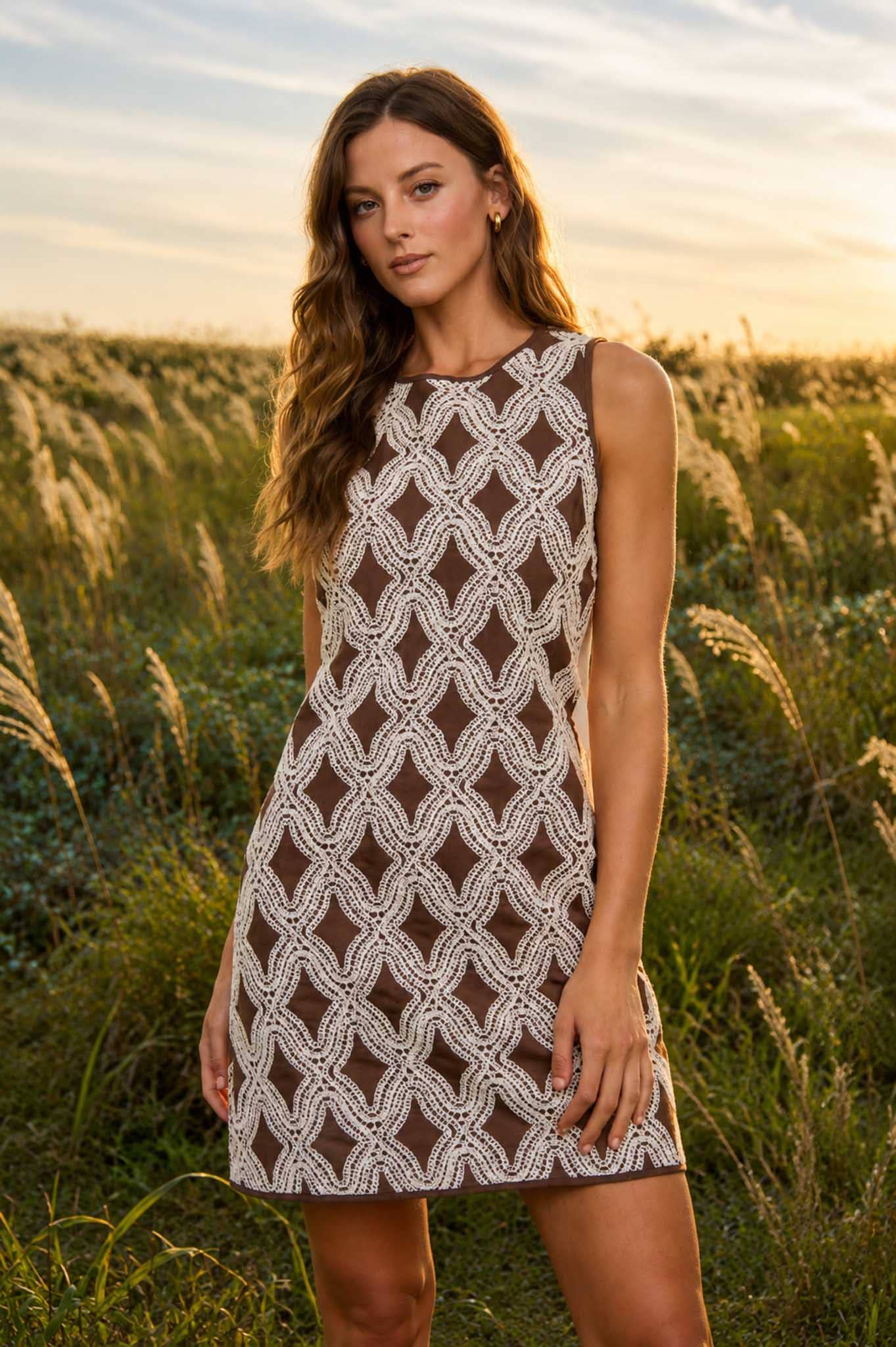 TEXTURED GEOMETRIC SLEEVELESS MINI DRESS