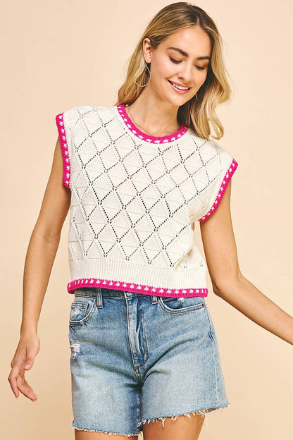 SLEEVELESS CROCHET SWEATER TOP - CREAM/MAGENTA