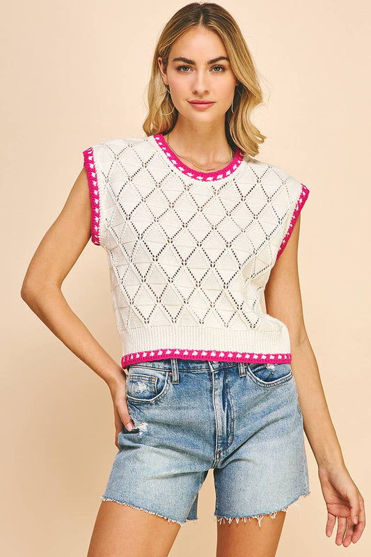 SLEEVELESS CROCHET SWEATER TOP - CREAM/MAGENTA