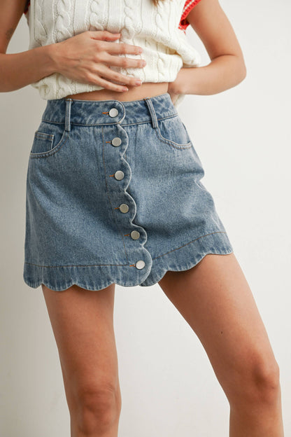 Buttoned Scallop Denim Skirt